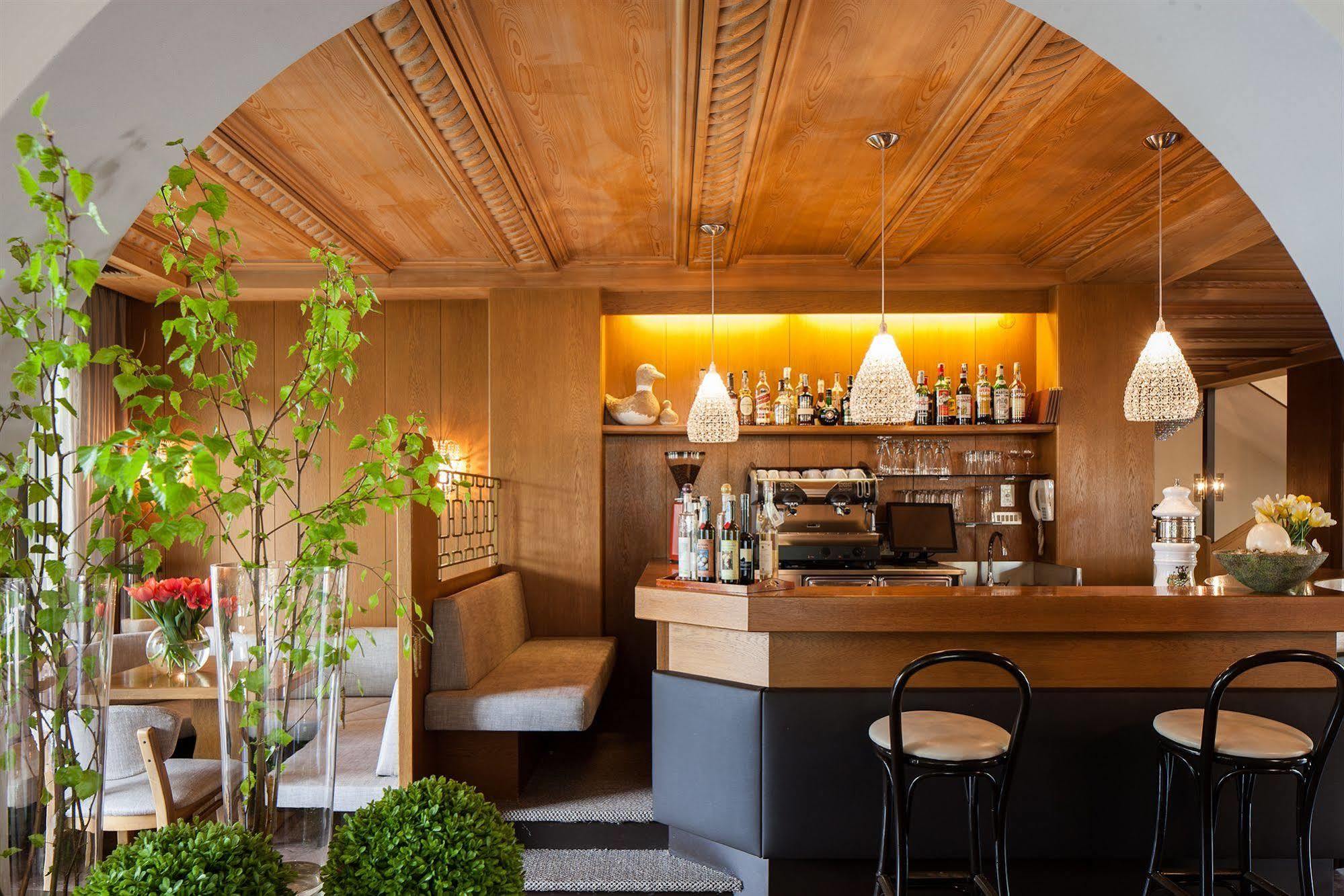Hotel Pollinger Merano Esterno foto